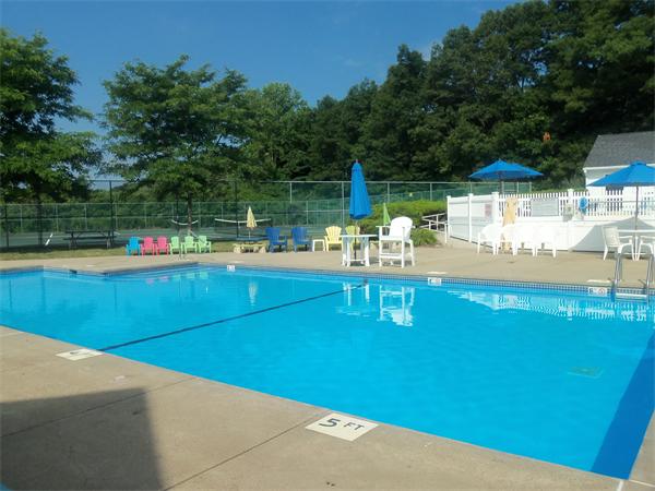 16 Canvasback Way, Unit 16 Walpole, MA 02081 - Photo 29 of 30 a view of a basket ball ground