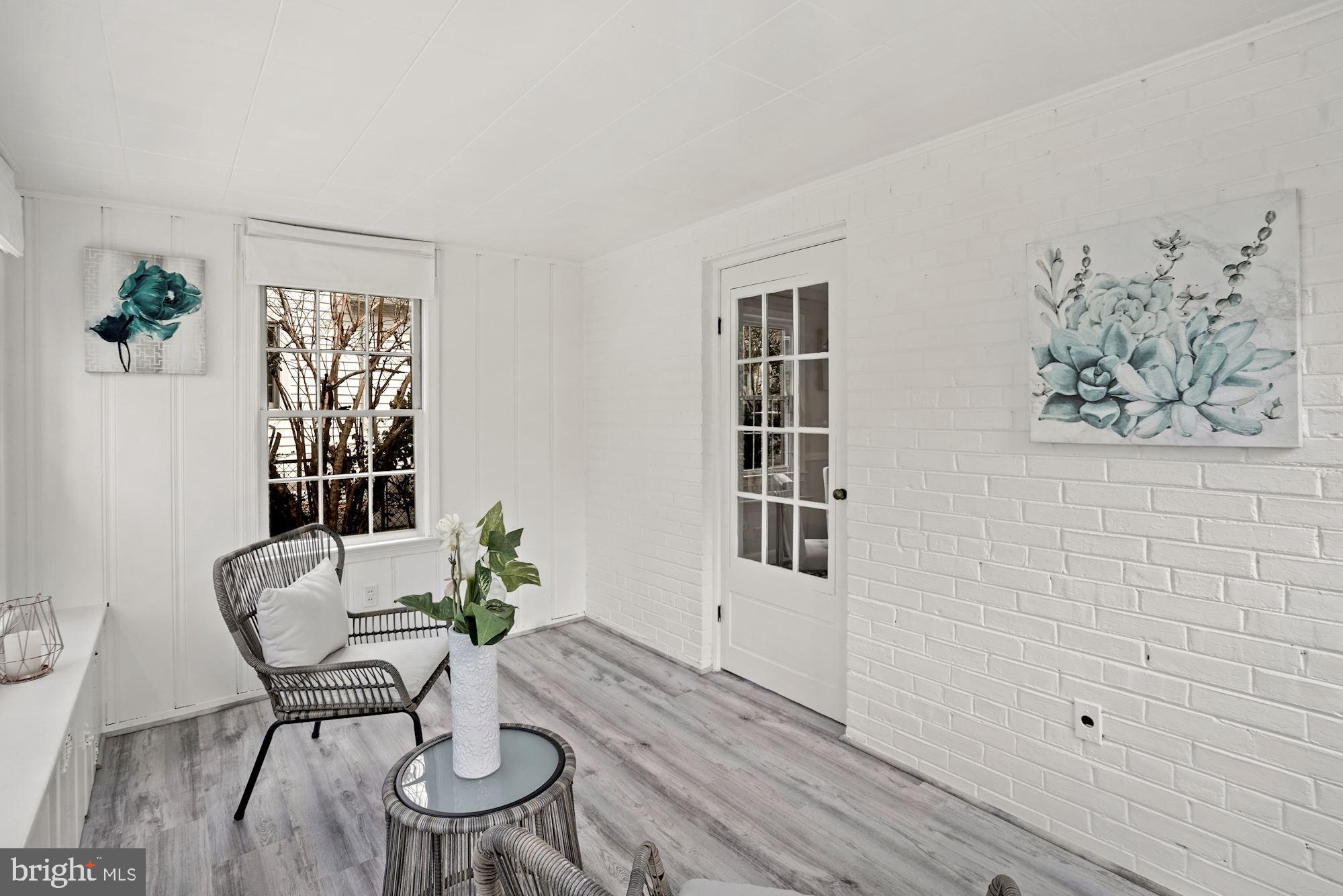 5602 Gloster Road Bethesda, MD 20816 - Photo 19 of 44 Sunroom