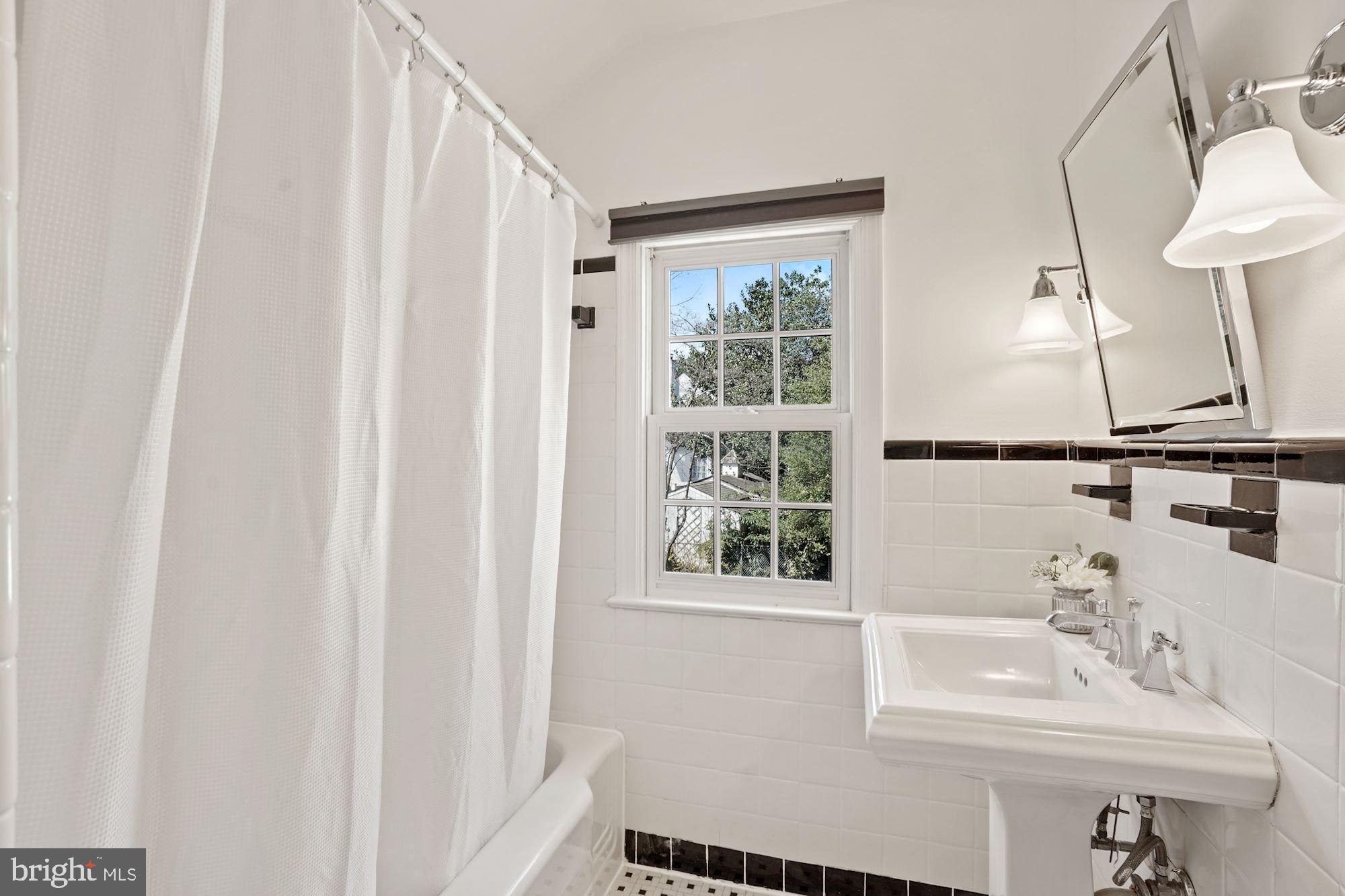 5602 Gloster Road Bethesda, MD 20816 - Photo 24 of 44 Hall Bathroom