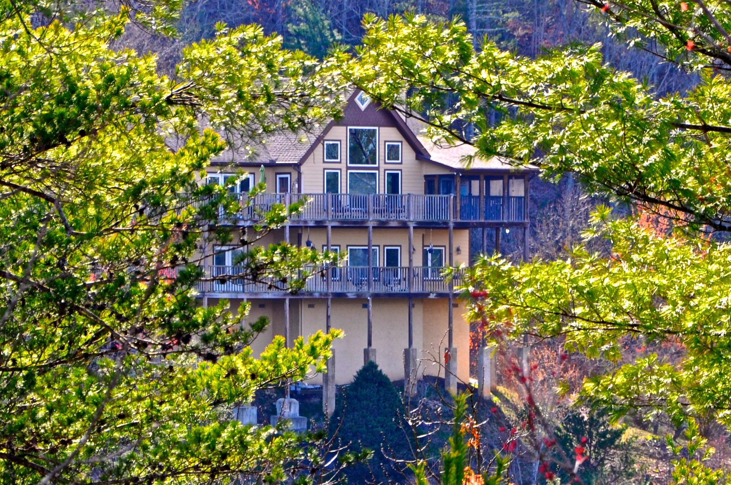 296 High Springs Trail Road Townsend, TN 37882 - Photo 1 of 37 DSC_0057