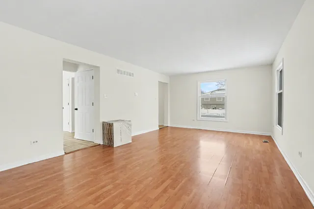 $2,850 | 2600 John Bourg Drive, Plainfield, IL 60586