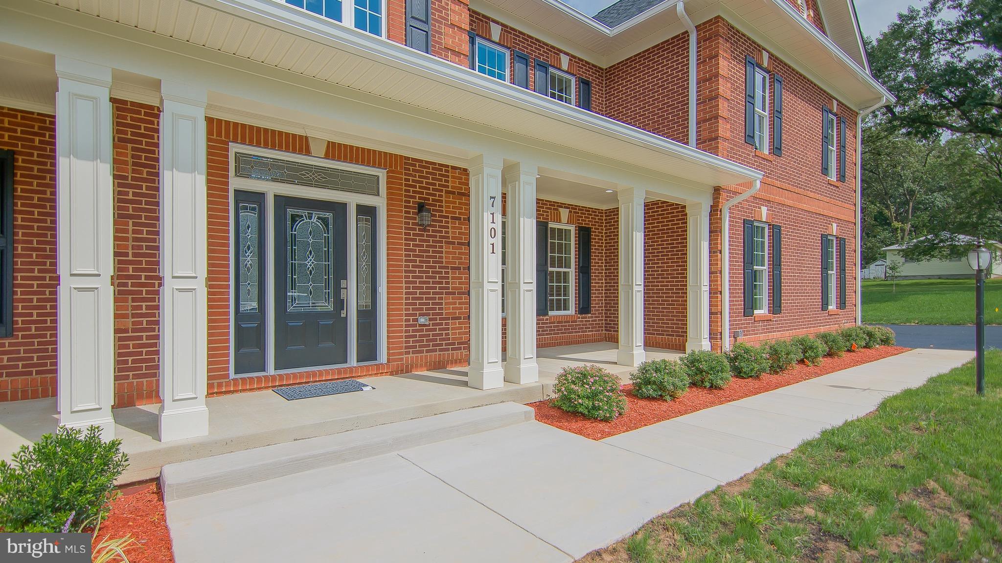 7101 Neuman Street Springfield, VA 22150 - Photo 2 of 30 Exterior (Front)