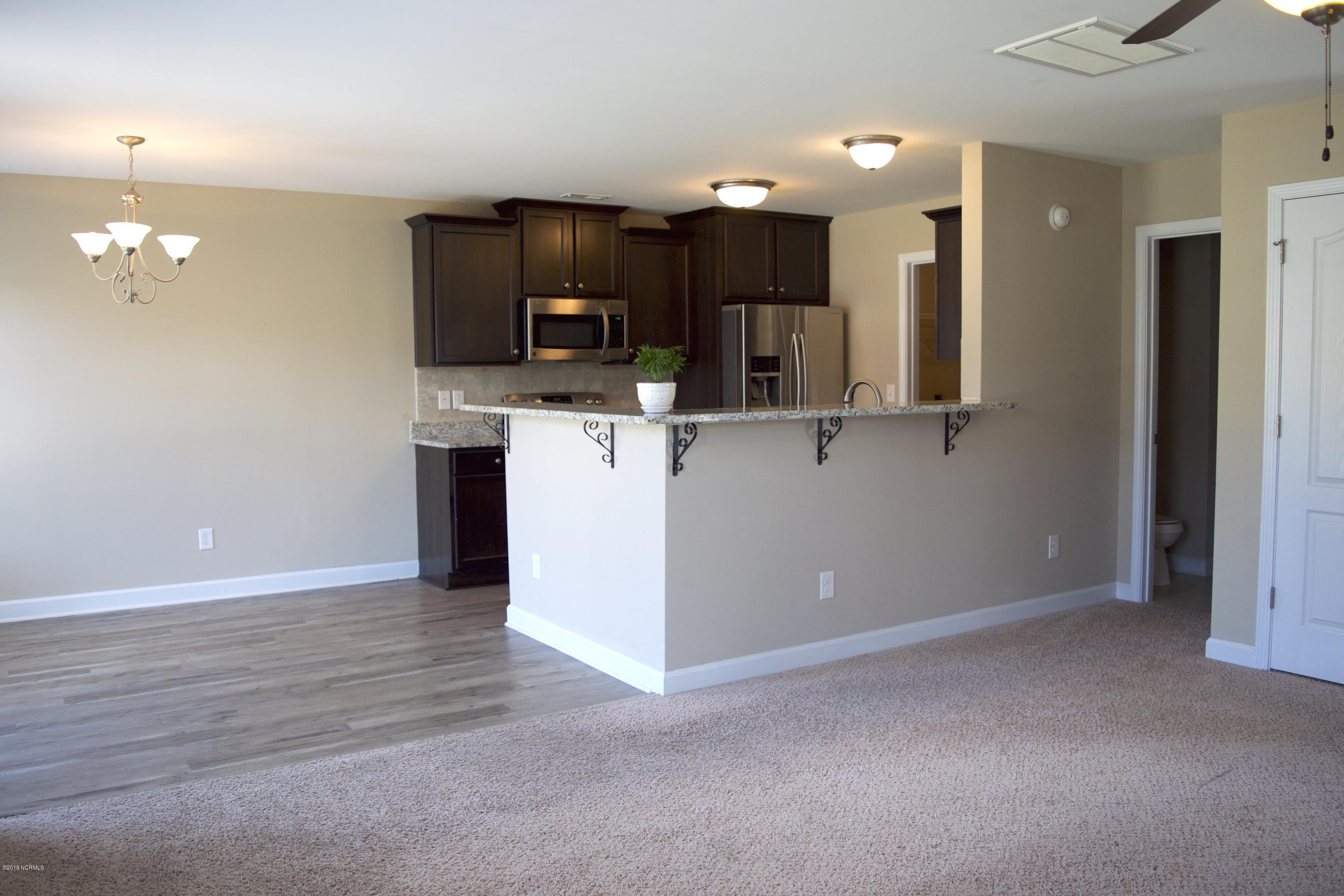 245 Merin Height Road Jacksonville, NC 28546 - Photo 12 of 50 LR_D_kit