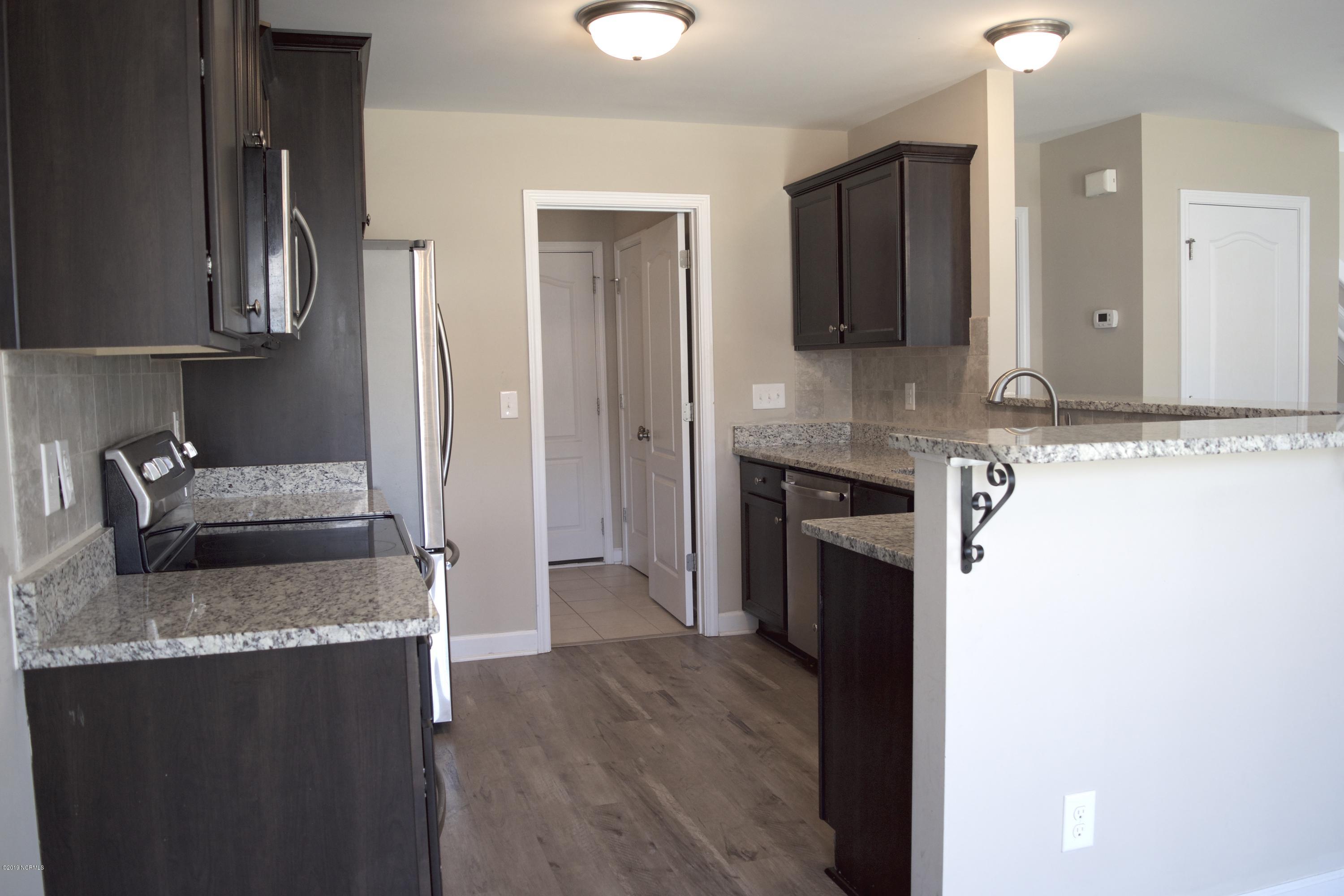 245 Merin Height Road Jacksonville, NC 28546 - Photo 14 of 50 kitchen
