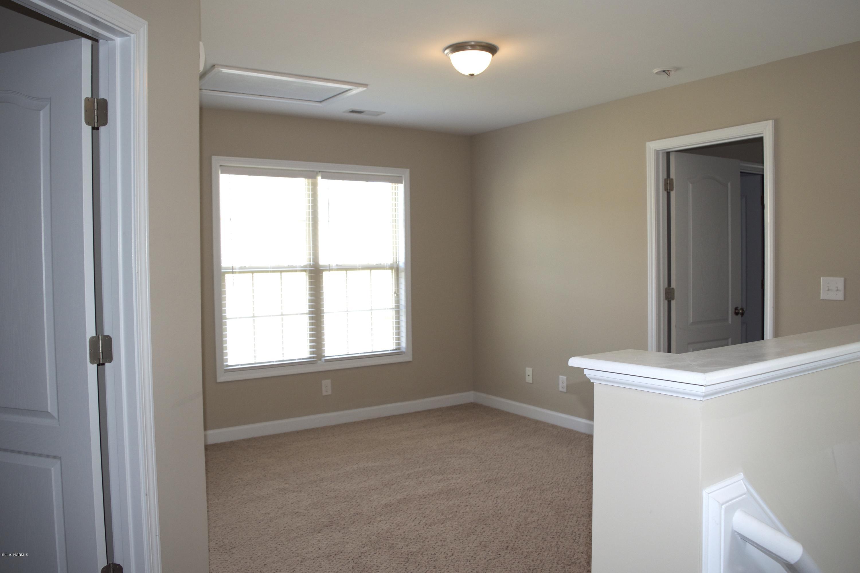 245 Merin Height Road Jacksonville, NC 28546 - Photo 29 of 50 loft