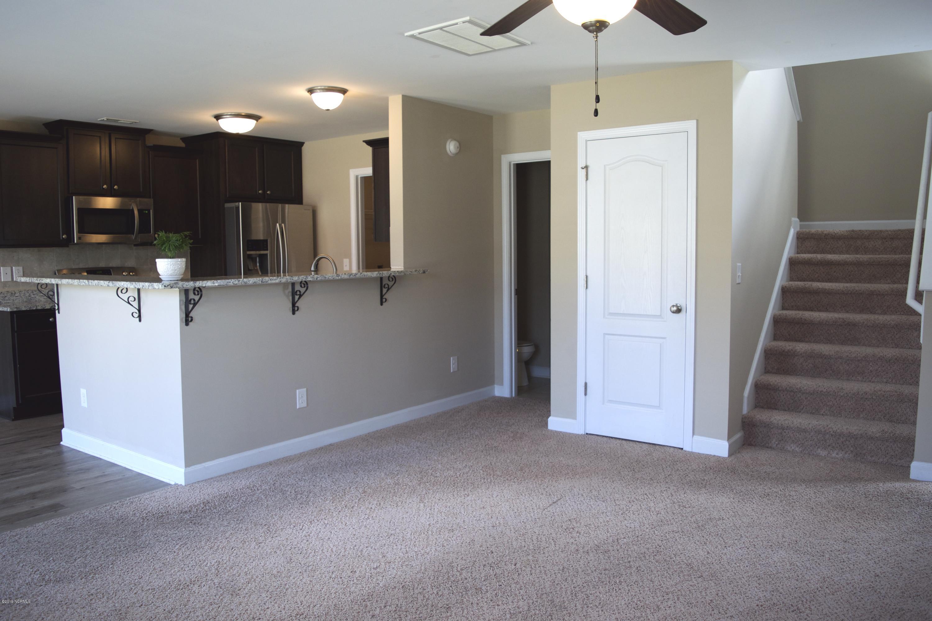 245 Merin Height Road Jacksonville, NC 28546 - Photo 9 of 50 liv_kit