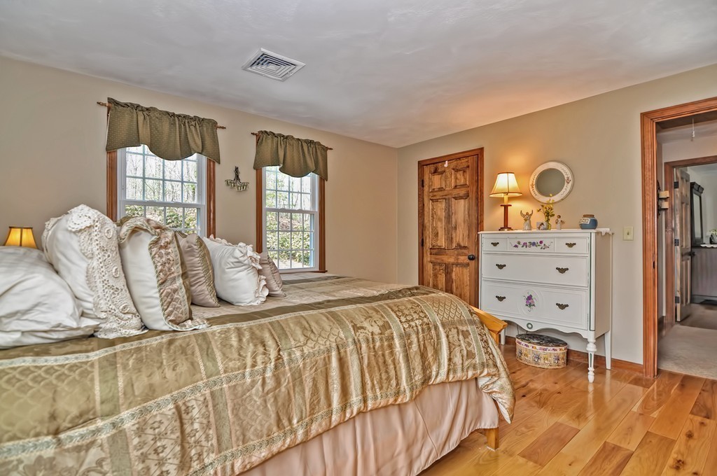 20 Tillotson Road Hopedale, MA 01747 - Photo 17 of 29 Gallery Image 17