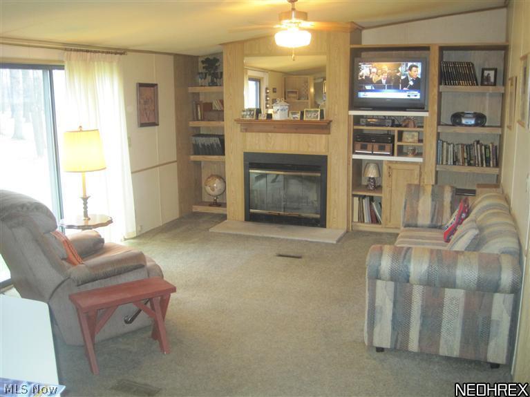 16714 Bridge Road Middlefield, OH 44062 - Photo 9 of 22 FAMILY ROOM