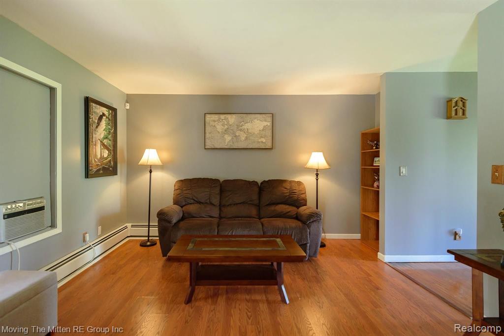 8517 Bunton Road Willis, MI 48191 - Photo 4 of 59