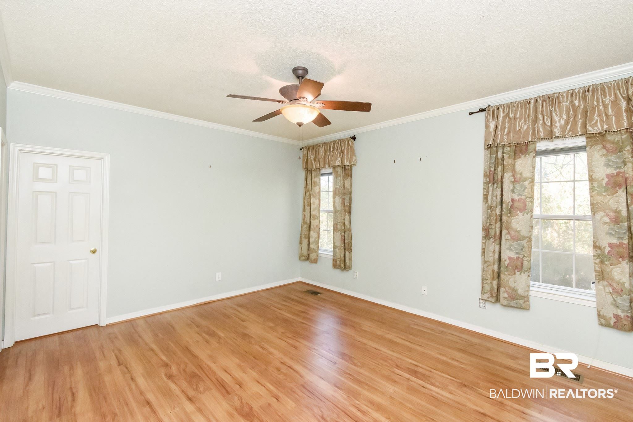 718 Keystone Place Mobile, AL 36609 - Photo 17 of 34 Master Bedroom- Downstair