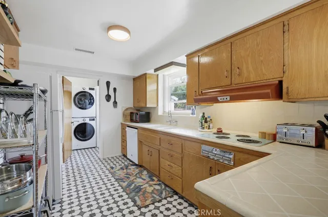 $1,280,000 | 1010 West 21st Street, Santa Ana, CA 92706