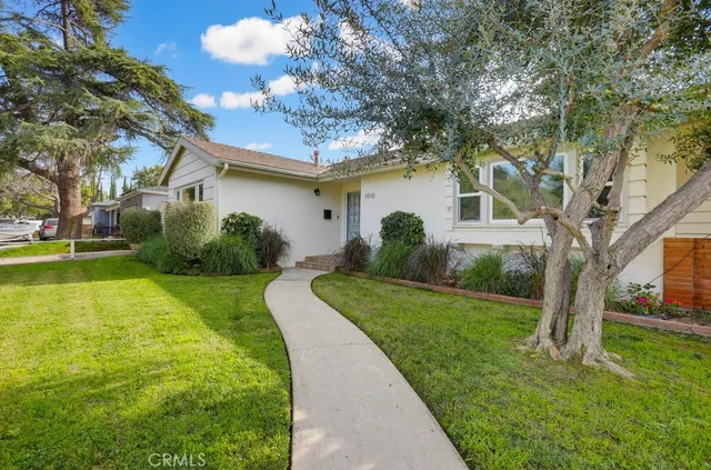 $1,280,000 | 1010 West 21st Street, Santa Ana, CA 92706