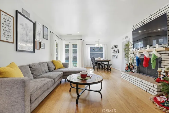 $1,280,000 | 1010 West 21st Street, Santa Ana, CA 92706