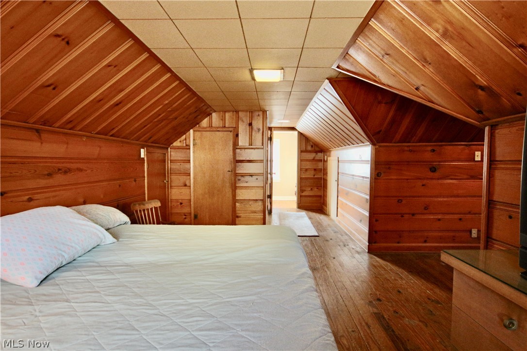 4190 Stilmore Road Cleveland, OH 44121 - Photo 24 of 35 Gorgeous Knotty Pine Master Bedroom