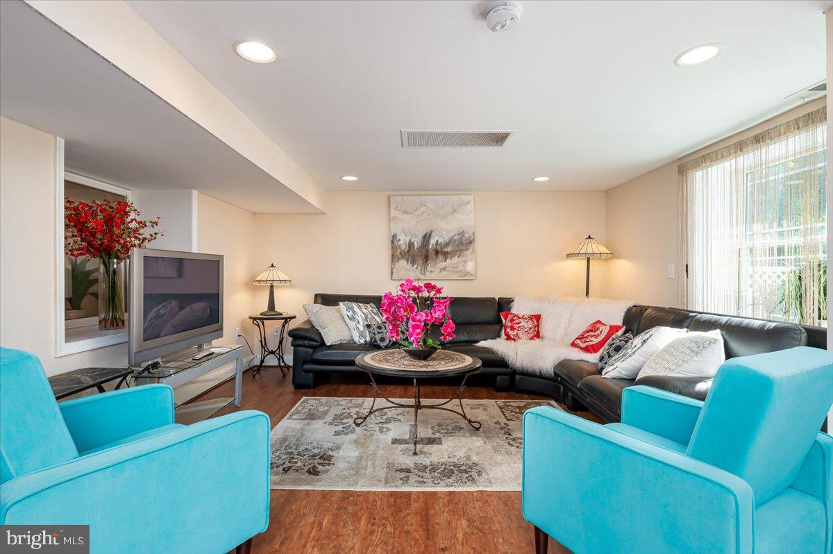 4603 Lathe Road Owings Mills, MD 21117 - Photo 3 of 31