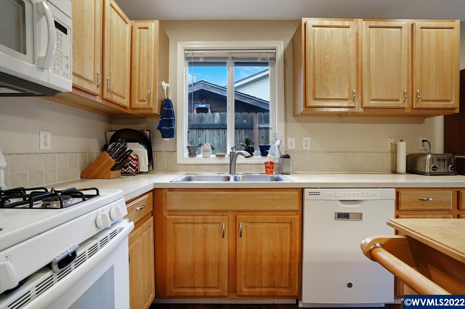 3882 Lone Oak Road Southeast Salem, OR 97302 - Photo 13 of 29