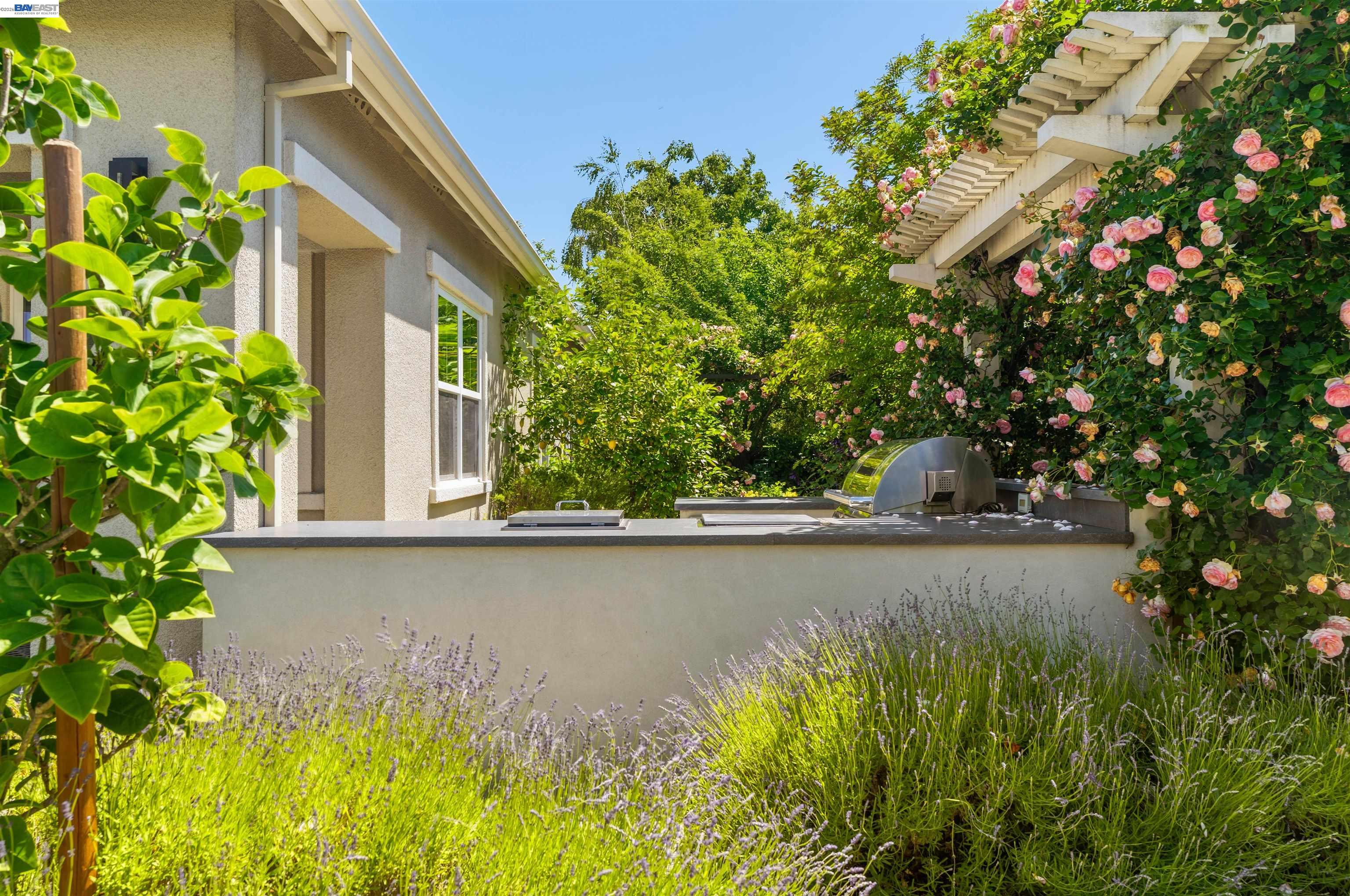 2205 Cameron Circle Pleasanton, CA 94588 - Photo 63 of 90