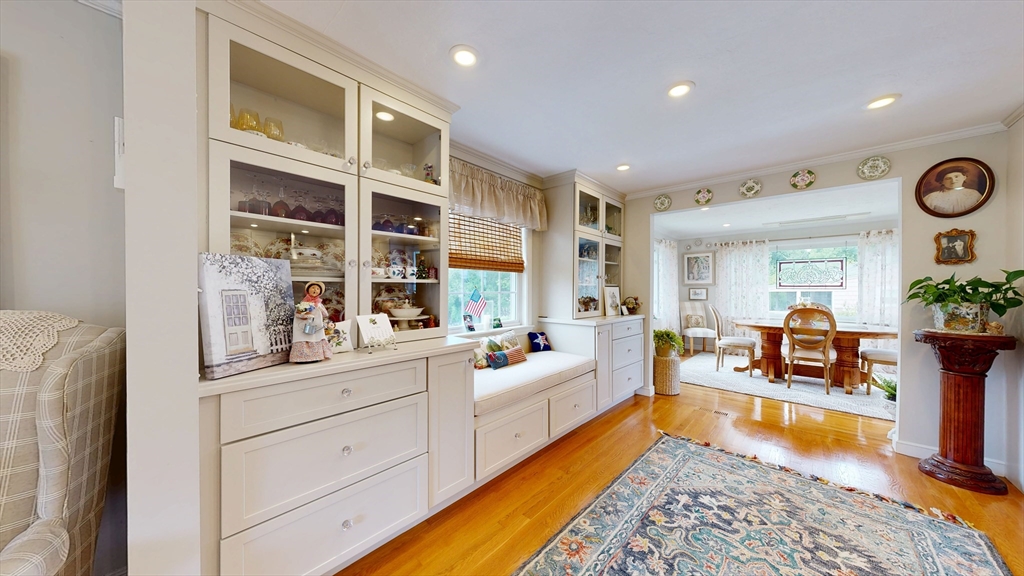 3 Fencourt Road Canton, MA 02021 - Photo 7 of 40