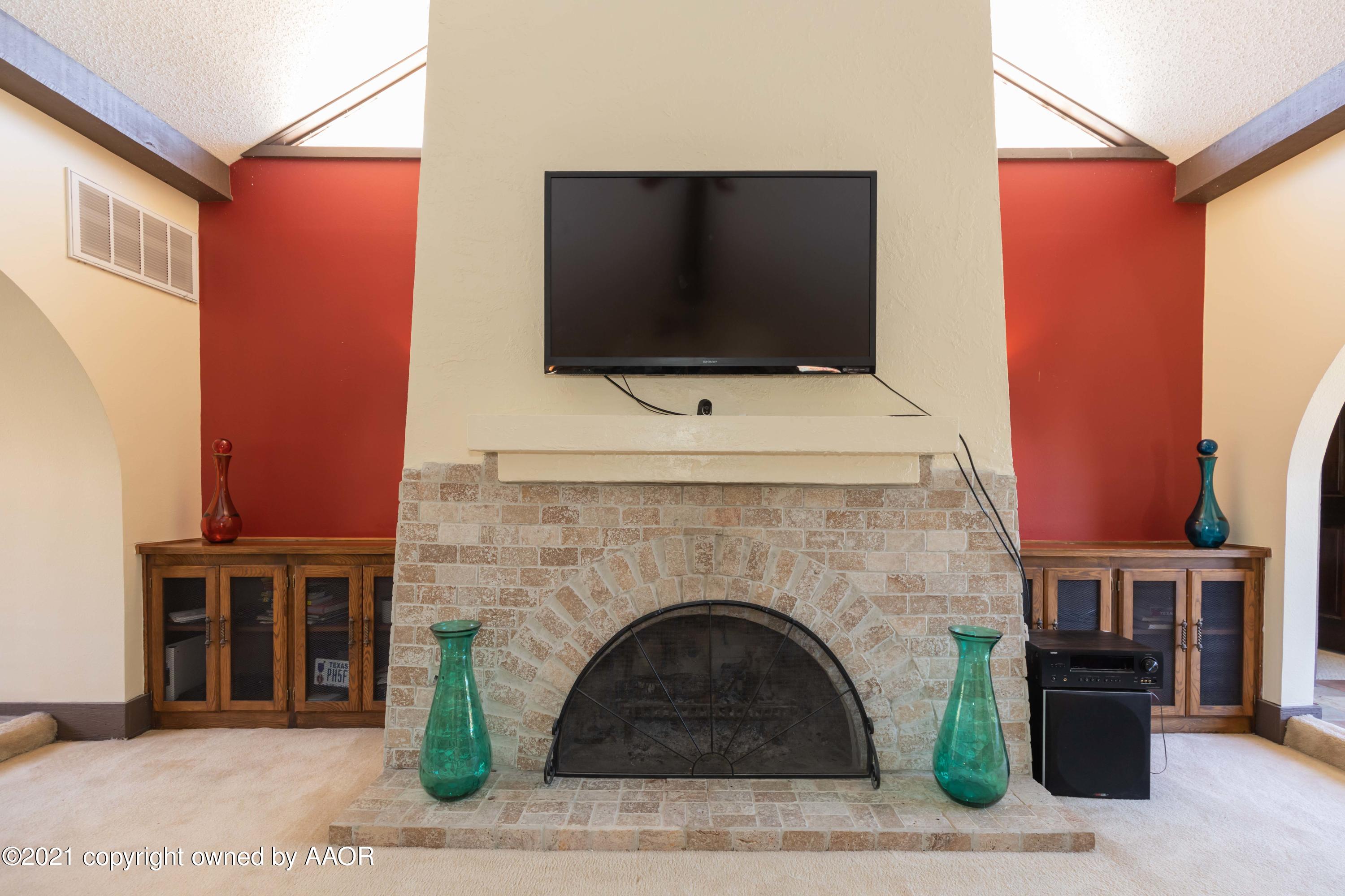 17 Kendall Road Amarillo, TX 79124 - Photo 20 of 46 LIVING ROOM VIEW 5