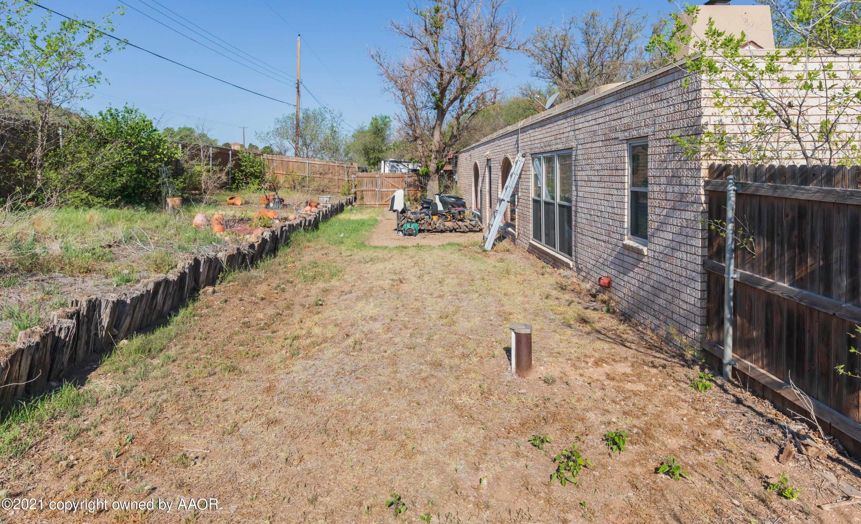 17 Kendall Road Amarillo, TX 79124 - Photo 40 of 46 BACKYARD