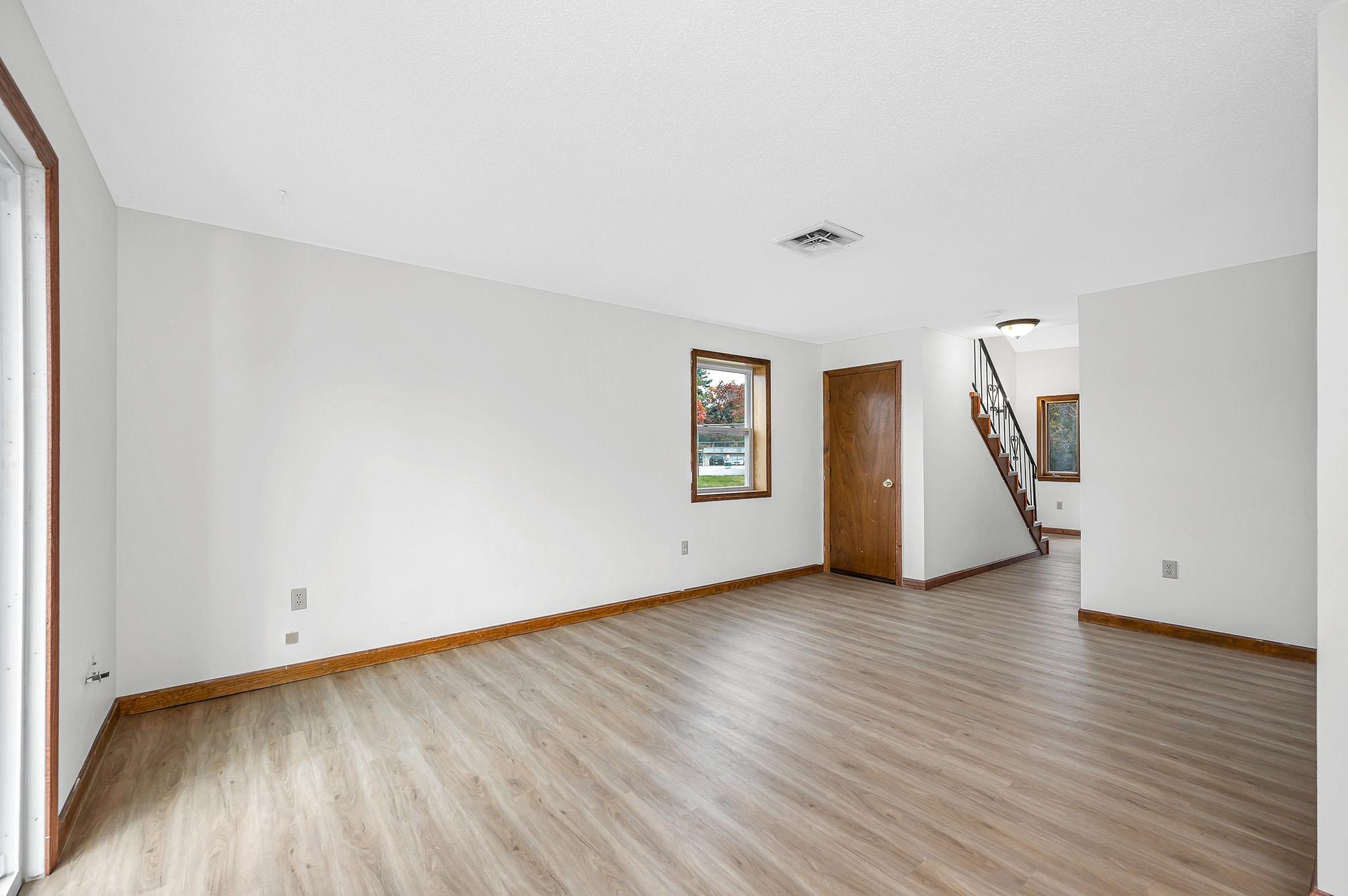 201 Millwright Drive Nashua, NH 03063 - Photo 12 of 35