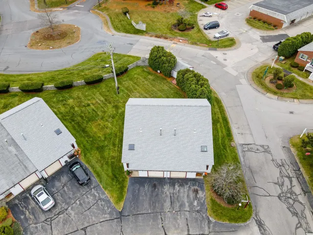 $350,000 | 201 Millwright Drive, Nashua, NH 03063