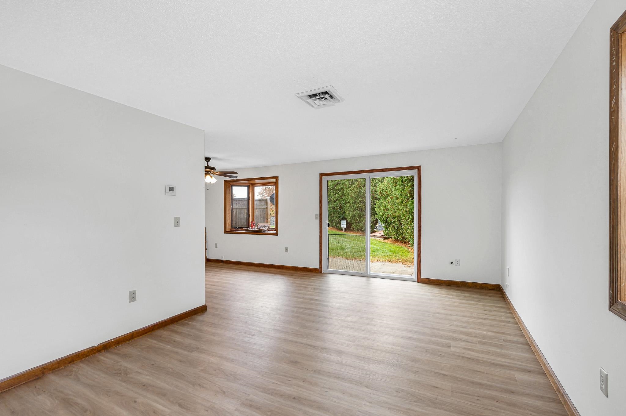 201 Millwright Drive Nashua, NH 03063 - Photo 5 of 35