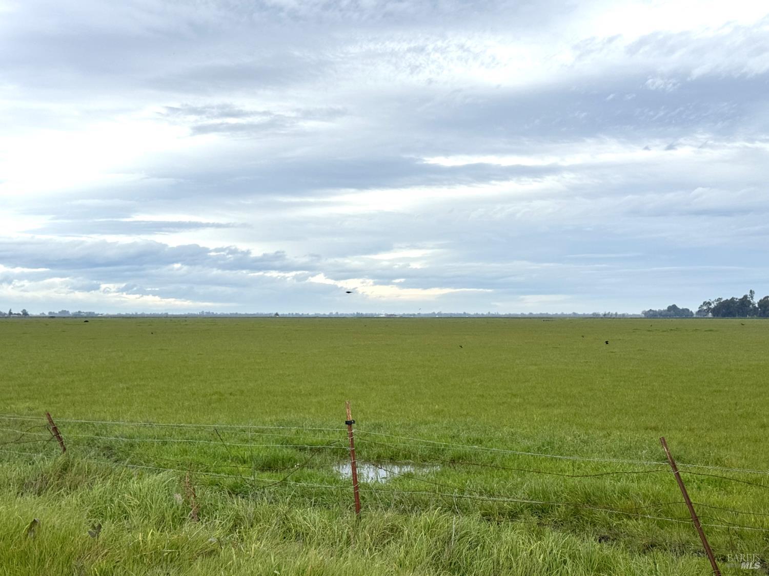 0 Hyde Road Dixon, CA 95620 - Photo 16 of 17 a view of an ocean and beach