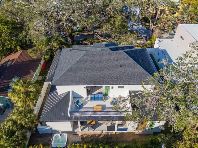 $2,175,000 | 2420 Floyd Street, Sarasota, FL 34239