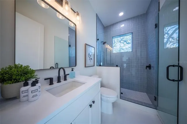 $2,175,000 | 2420 Floyd Street, Sarasota, FL 34239