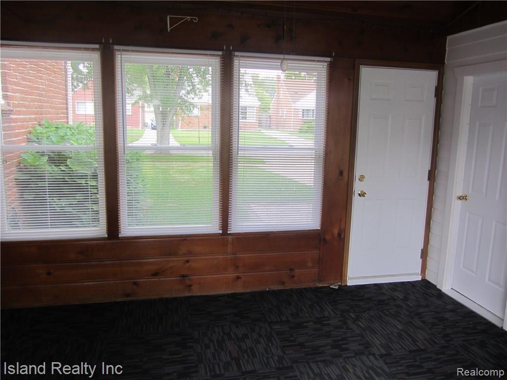 13273 Rosedale Street Southgate, MI 48195 - Photo 6 of 47