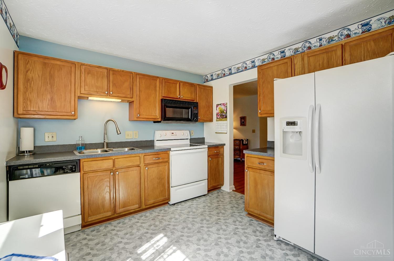 10522 West Road, Unit 13 Harrison, OH 45030 - Photo 18 of 54 Gallery Image 18