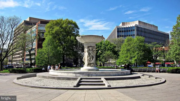 $2,350 | 1740 18th Street Northwest, Unit T2, Washington, DC 20009