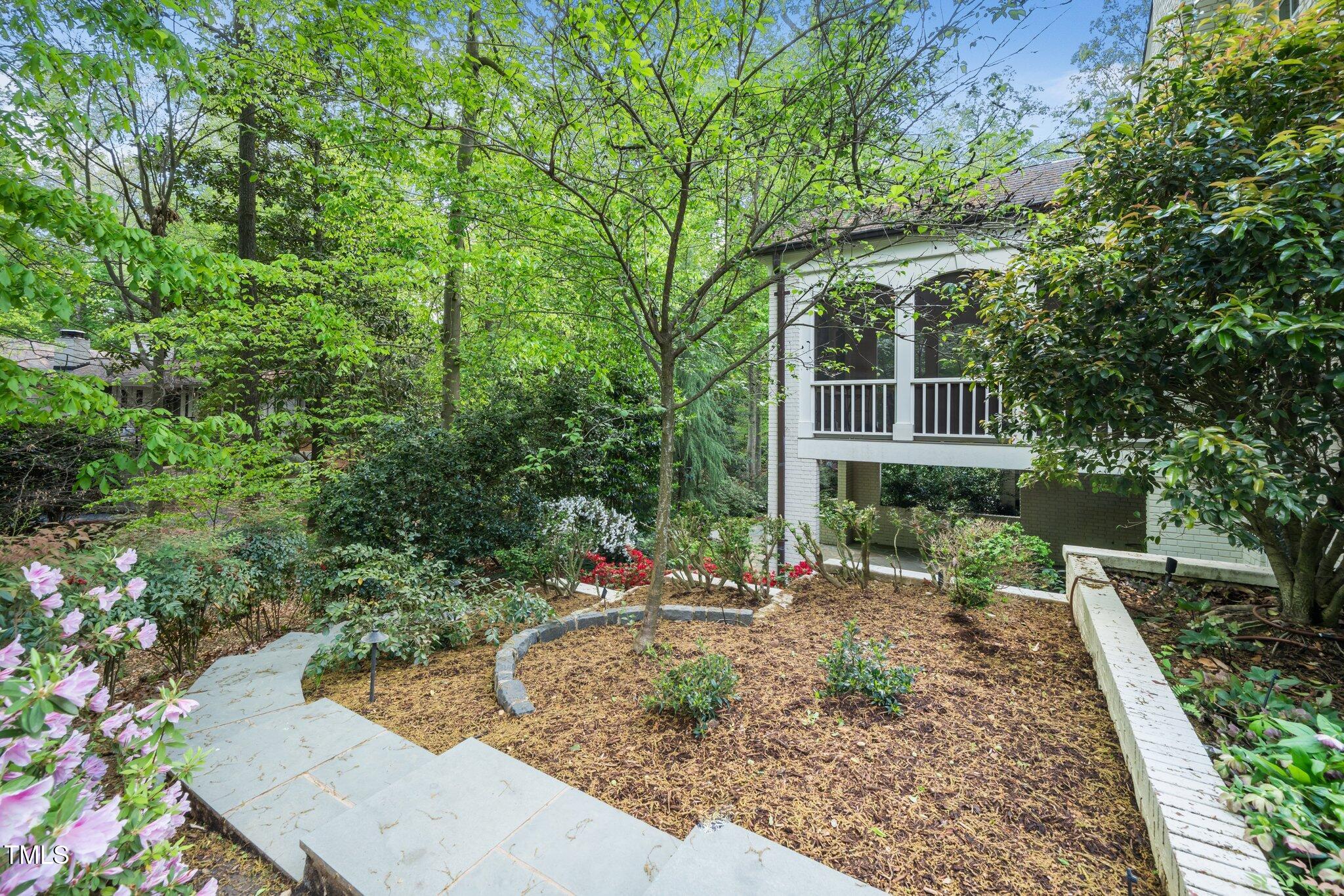 2105 White Oak Road Raleigh, NC 27608 - Photo 51 of 55 83-web-or-mls-2105 White Oak (470 of 498