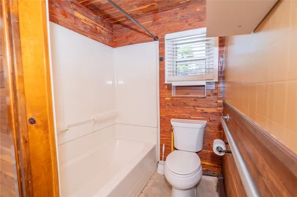 $265,000 | 68 Ln 5, Warwick, RI 02888