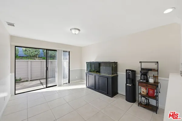 $599,999 | 13091 Hubbard Street, Unit 5, Sylmar, CA 91342