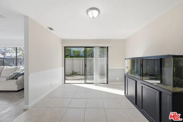 $599,999 | 13091 Hubbard Street, Unit 5, Sylmar, CA 91342