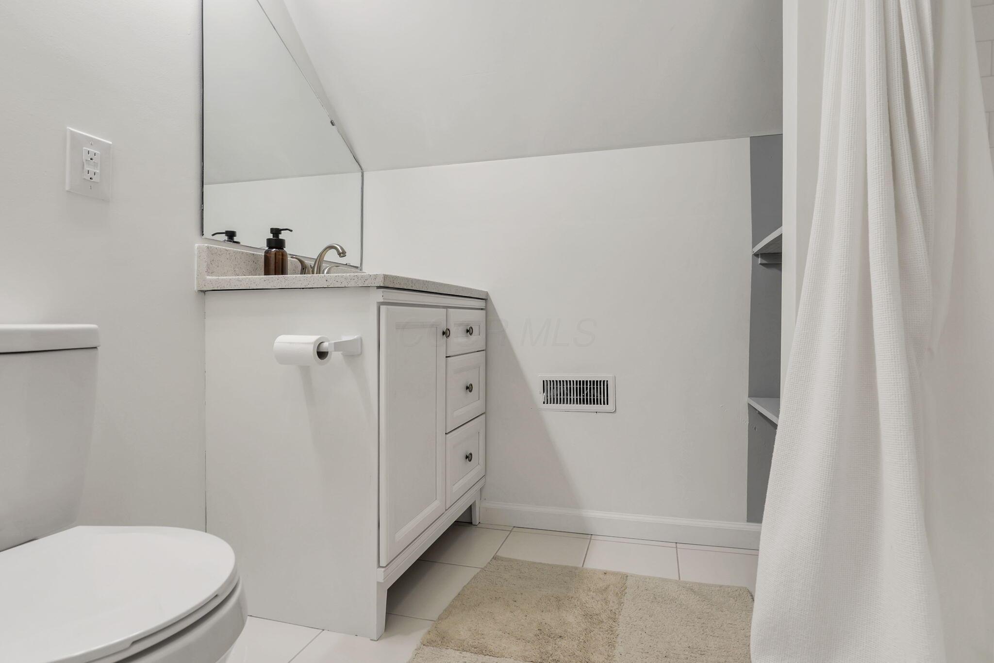 603 South James Road Columbus, OH 43213 - Photo 25 of 42 29-web-or-mls-0N4A5373