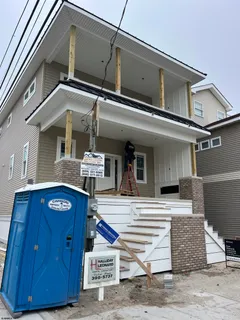 a view of an entrance of the house
