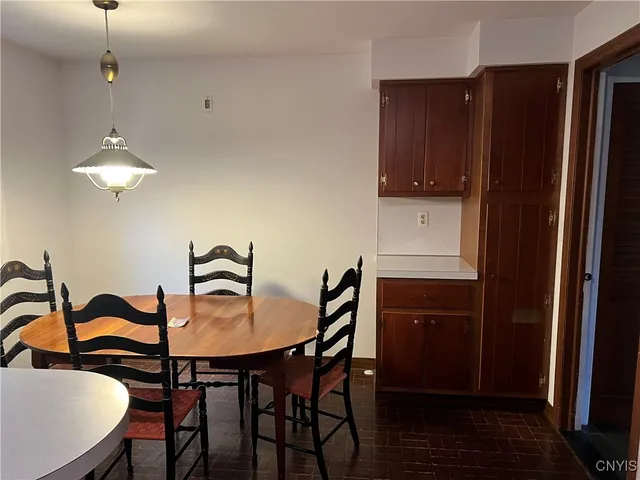 $414,900 | 8190 Old Sunridge Drive, Manlius, NY 13104