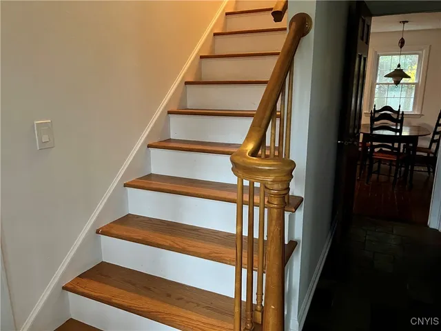 $414,900 | 8190 Old Sunridge Drive, Manlius, NY 13104