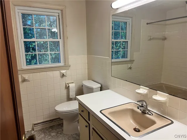 $414,900 | 8190 Old Sunridge Drive, Manlius, NY 13104