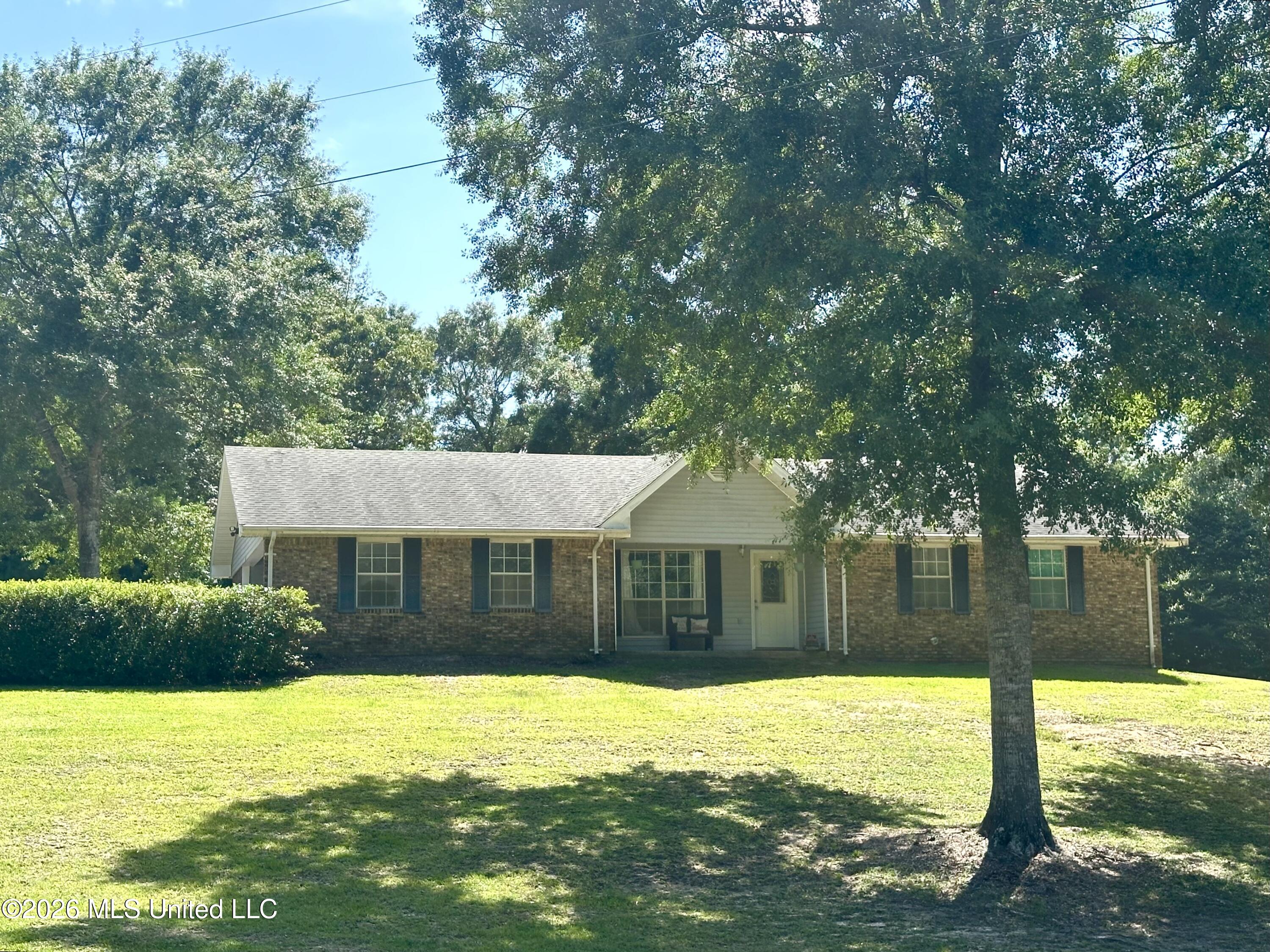6 Honeycomb Road Wiggins, MS 39577 - Photo 1 of 20 IMG_3449