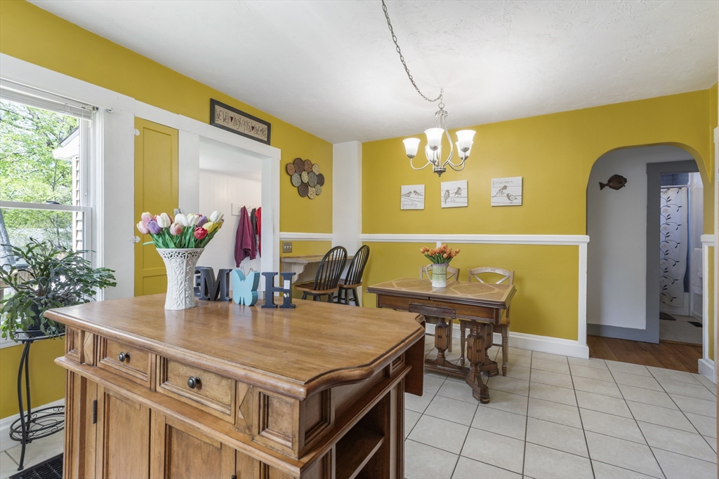 23 Martin Douglas, MA 01516 - Photo 11 of 30
