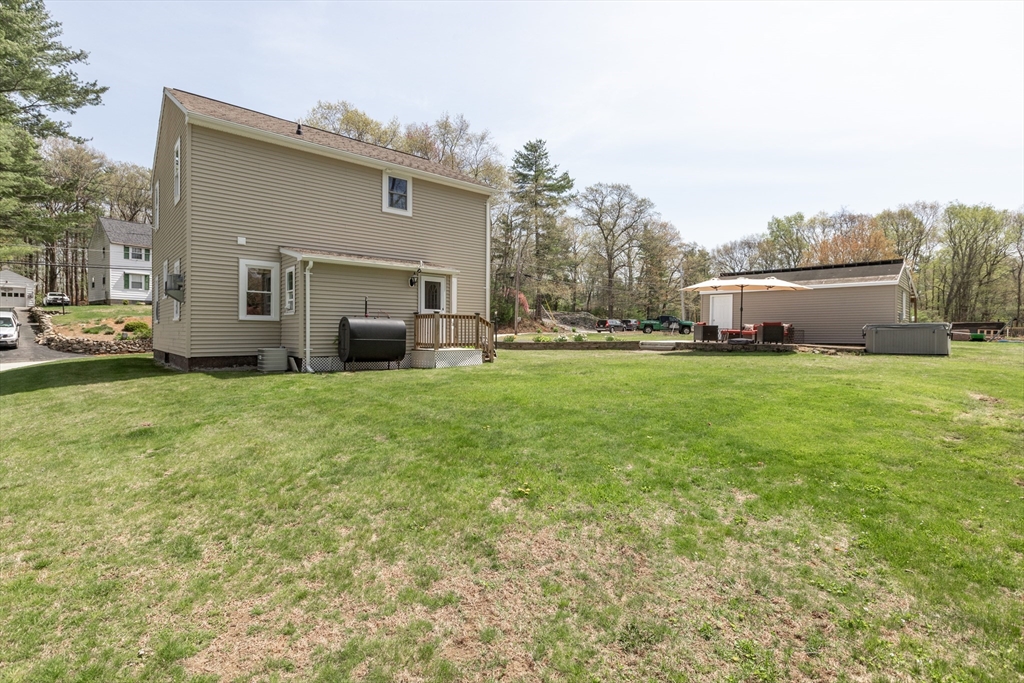 23 Martin Douglas, MA 01516 - Photo 3 of 30