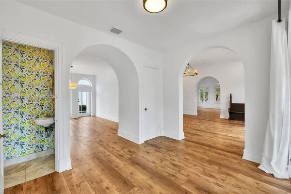 $15,000 | 113 Northeast 101st Street, Miami Shores, FL 33138
