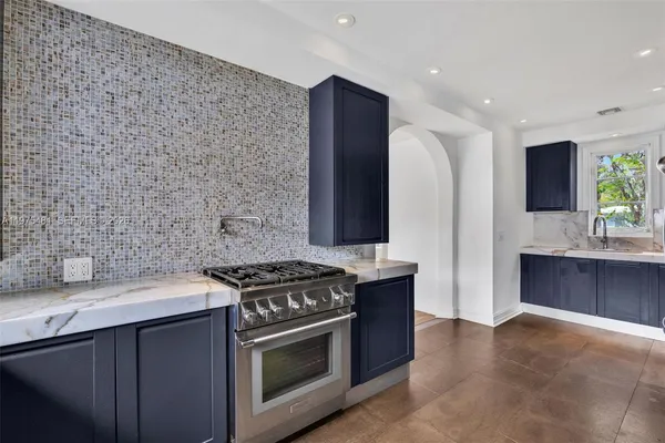 $15,000 | 113 Northeast 101st Street, Miami Shores, FL 33138