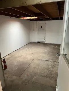 $1,100,000 | 2200 West Burbank Boulevard, Burbank, CA 91506