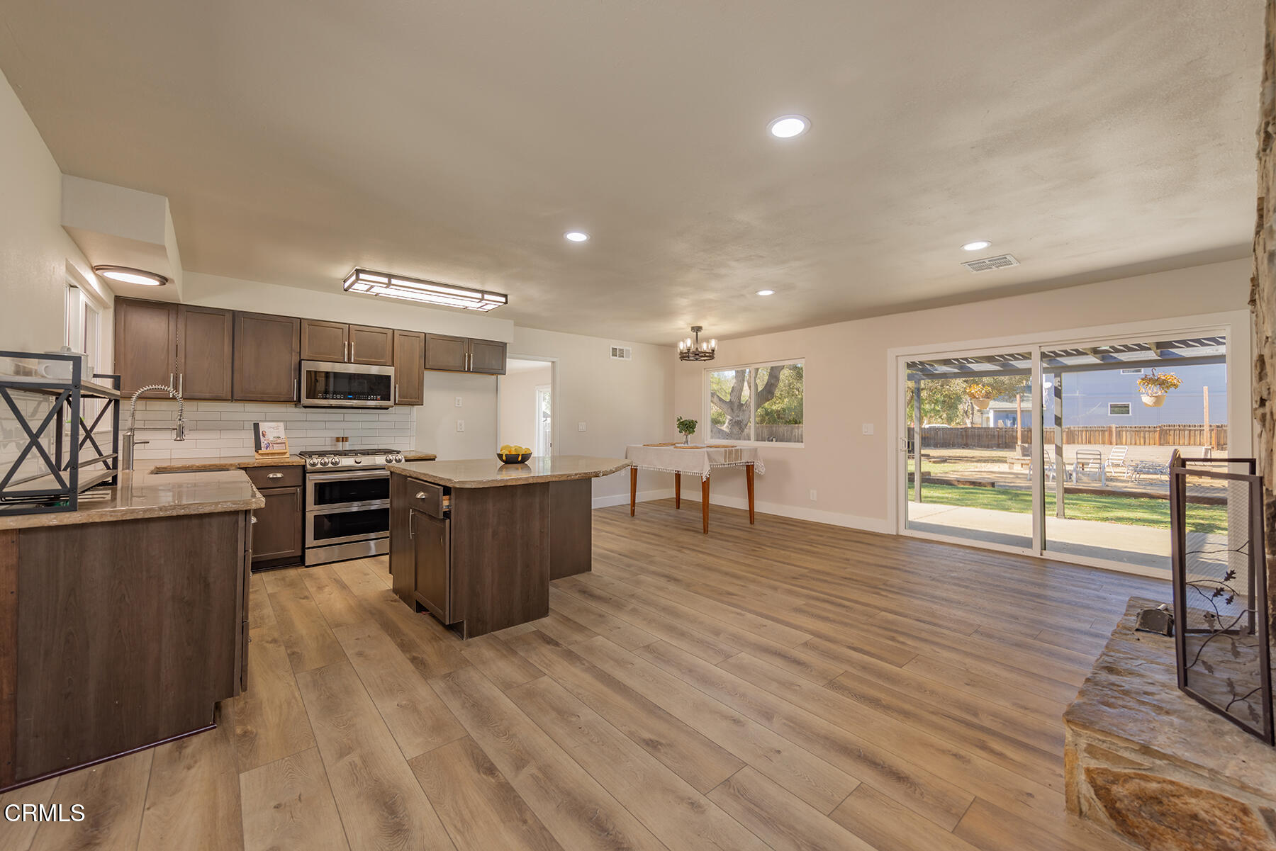 165 Burnham Road Oak View, CA 93022 - Photo 12 of 58 14_S8C_165 Burnham_37