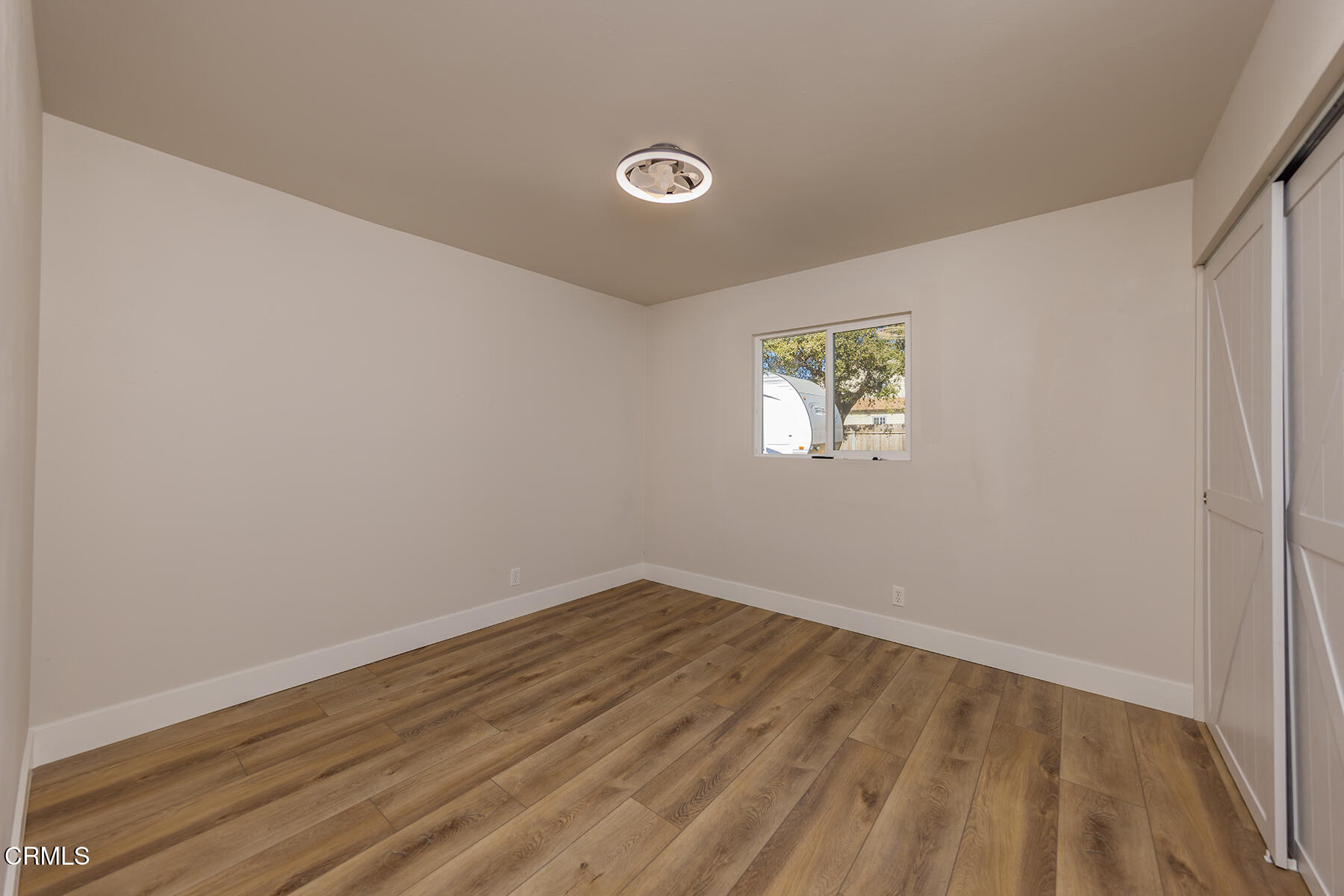 165 Burnham Road Oak View, CA 93022 - Photo 30 of 58 an empty room with a window